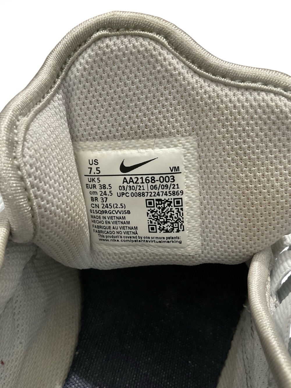 Nike Air max axis sneakers - Picture 7 of 7